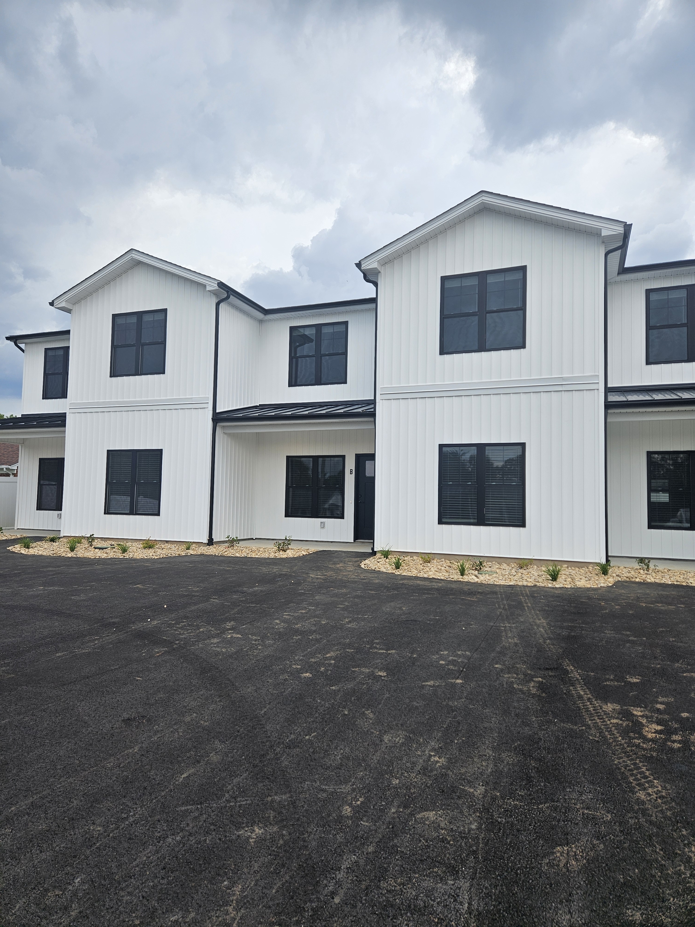 77 Shelor Drive - B