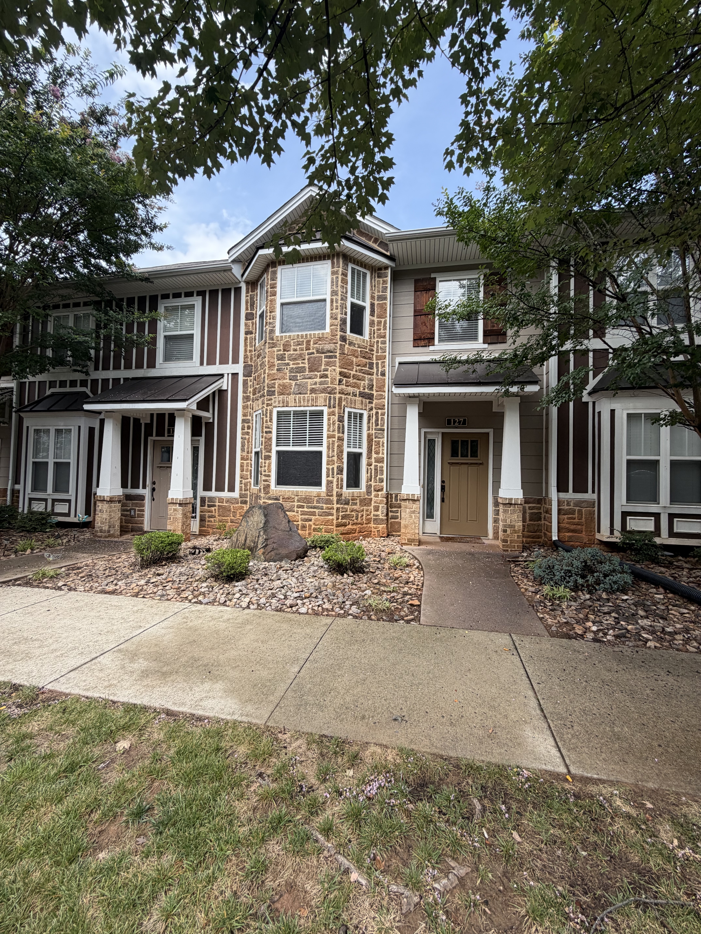 127 Portico Street