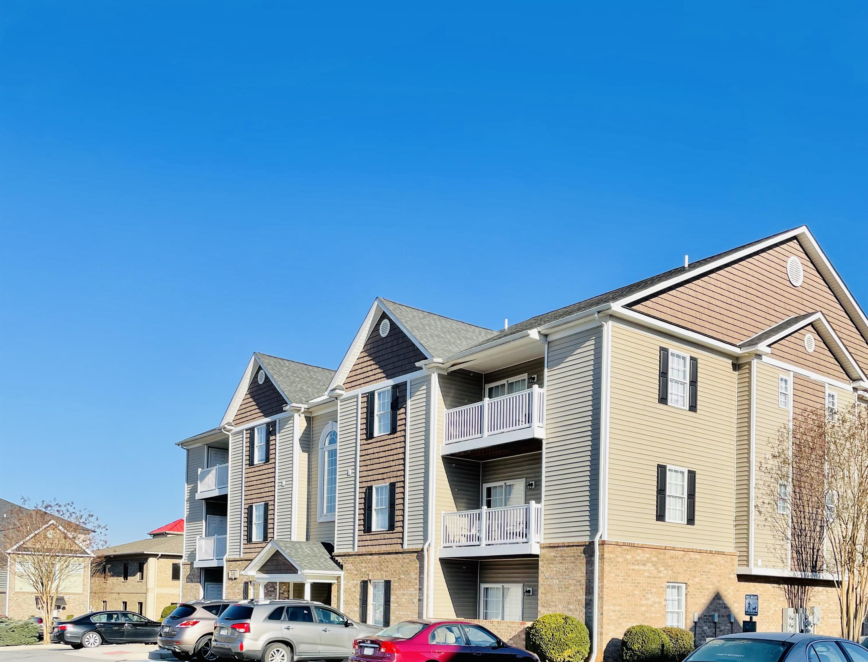 301 Rotunda Street - 203