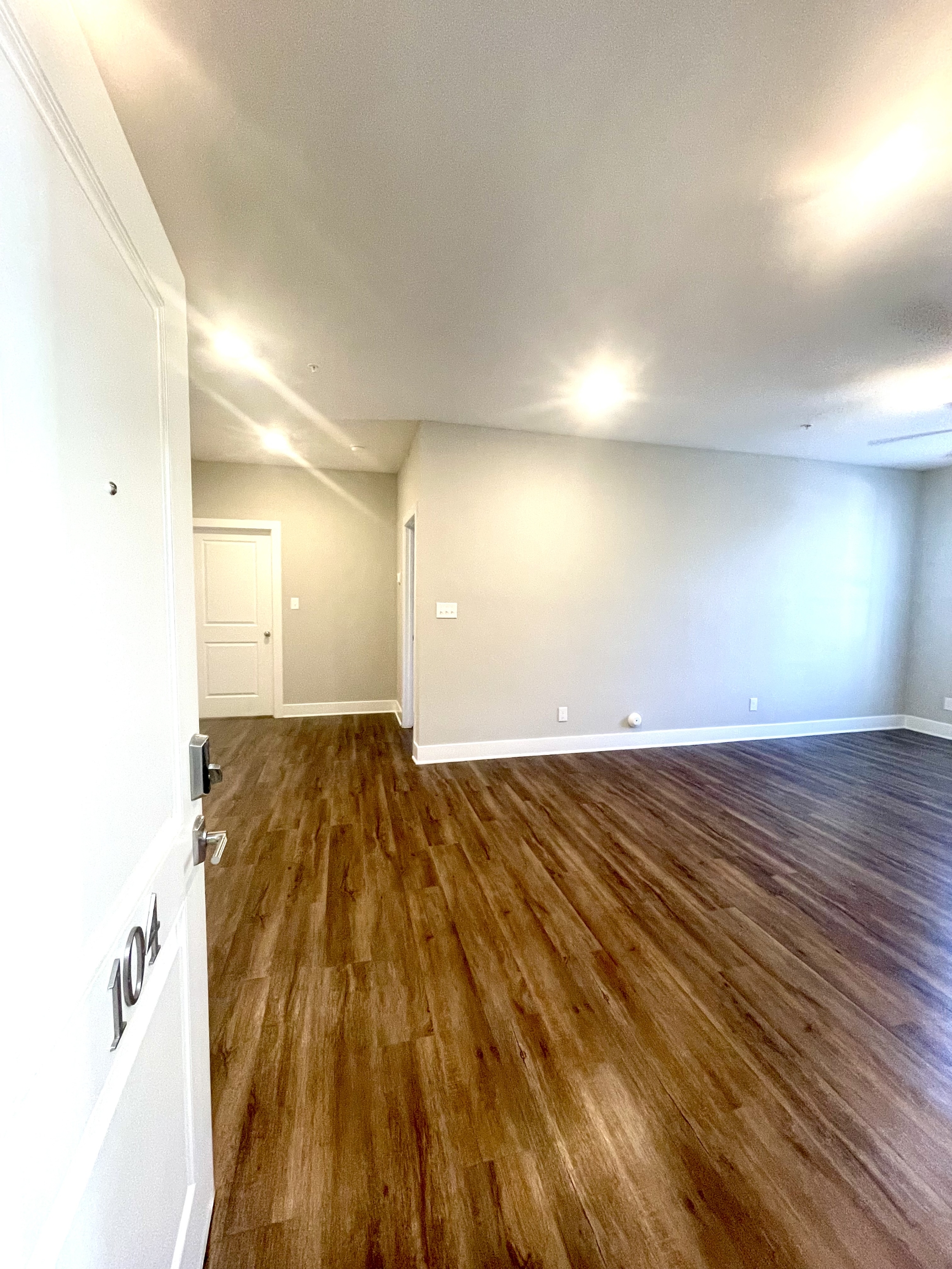 456 English Commons Drive - 104