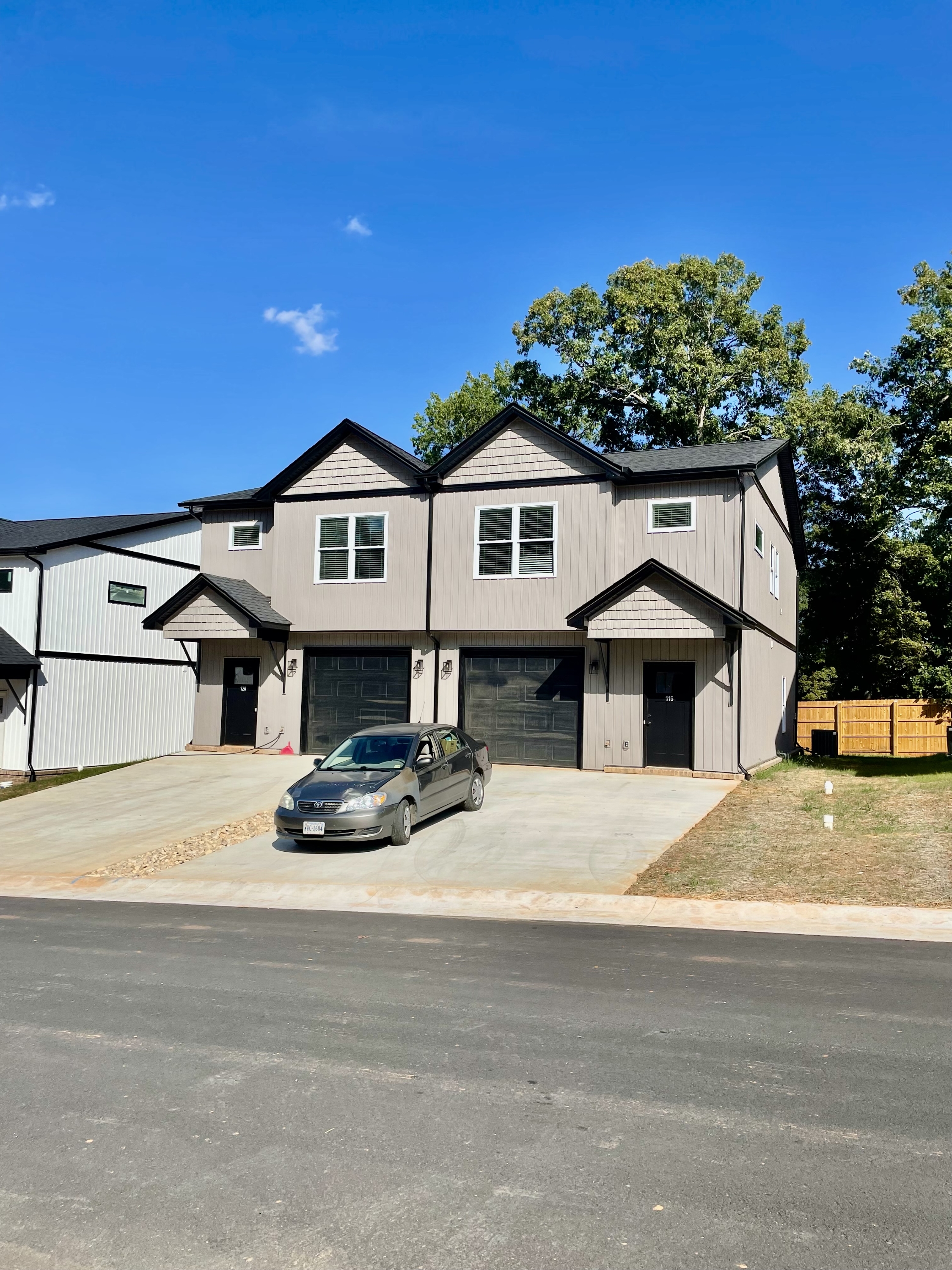 116 Independence Lane