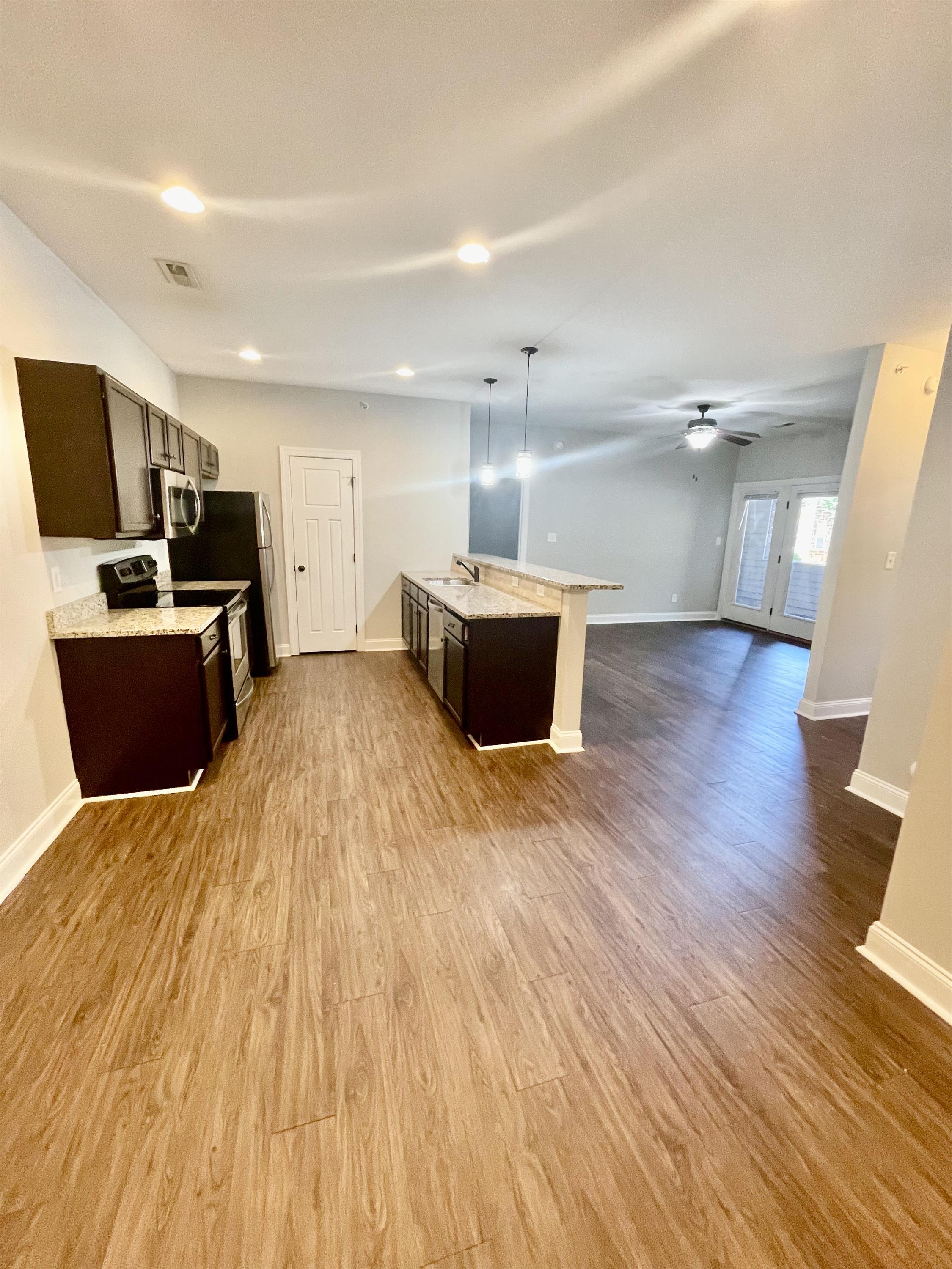 100 Portico Street - 106