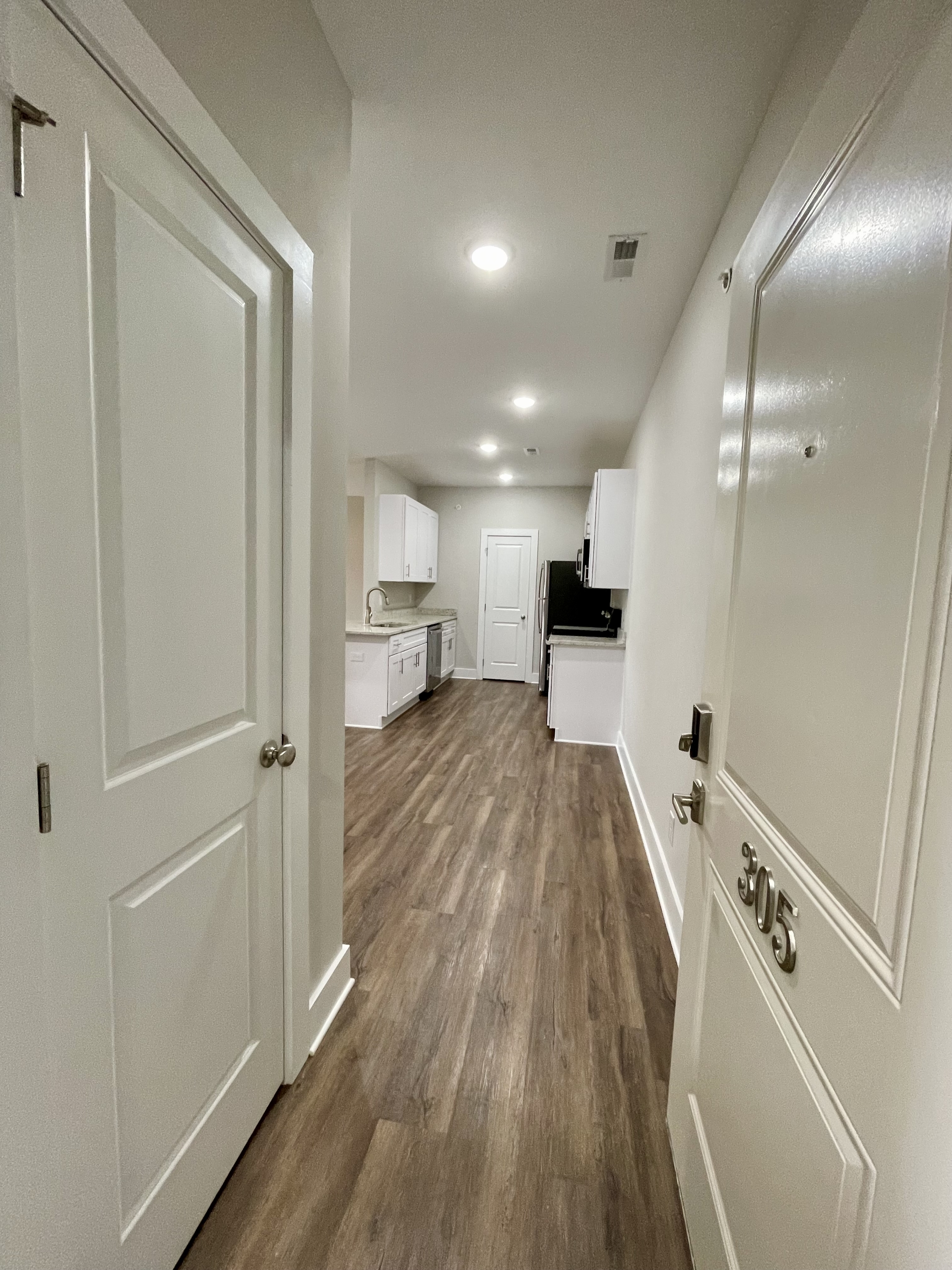318 English Commons Drive - 305