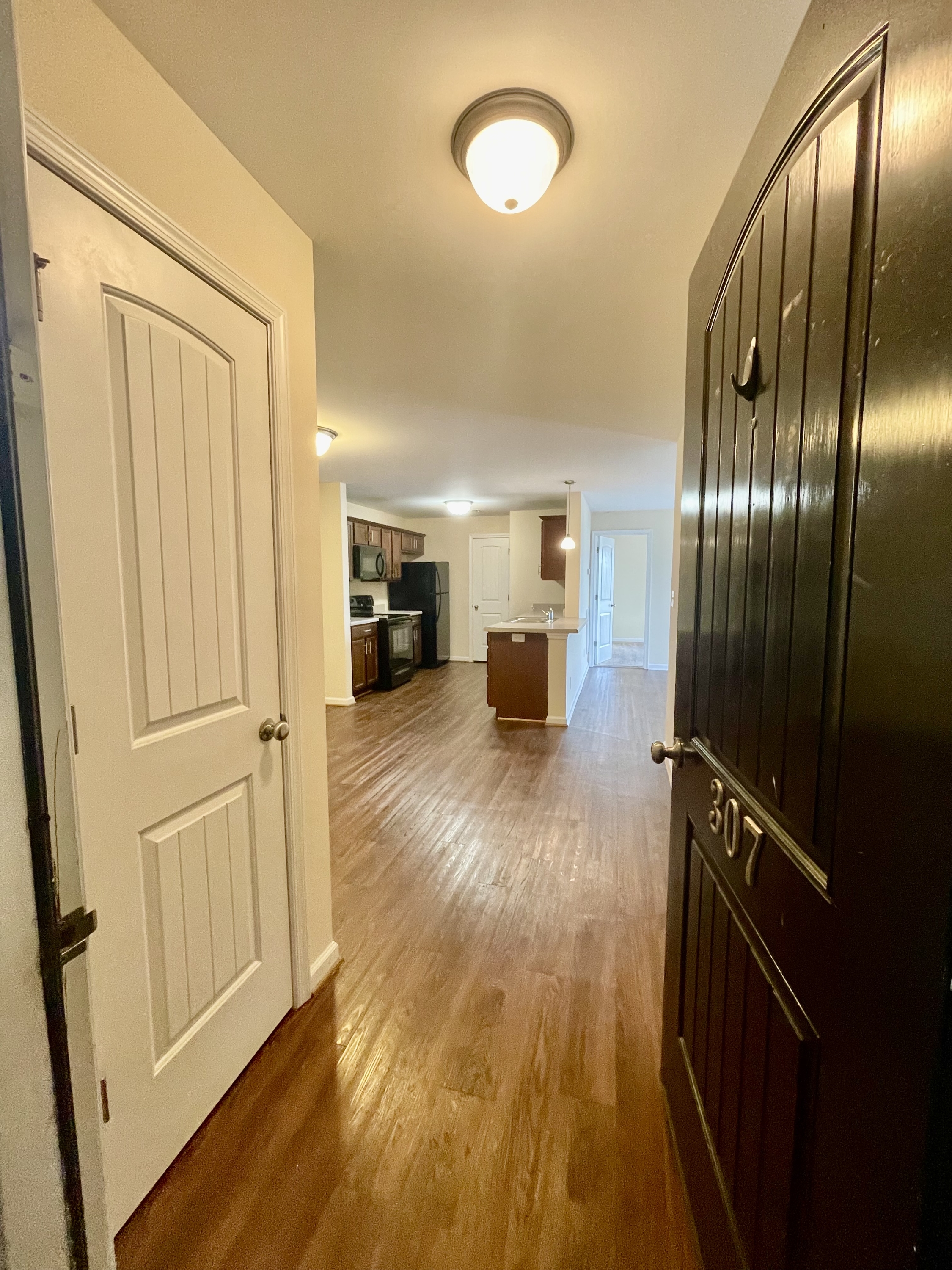 121 Colonnade Street - 307