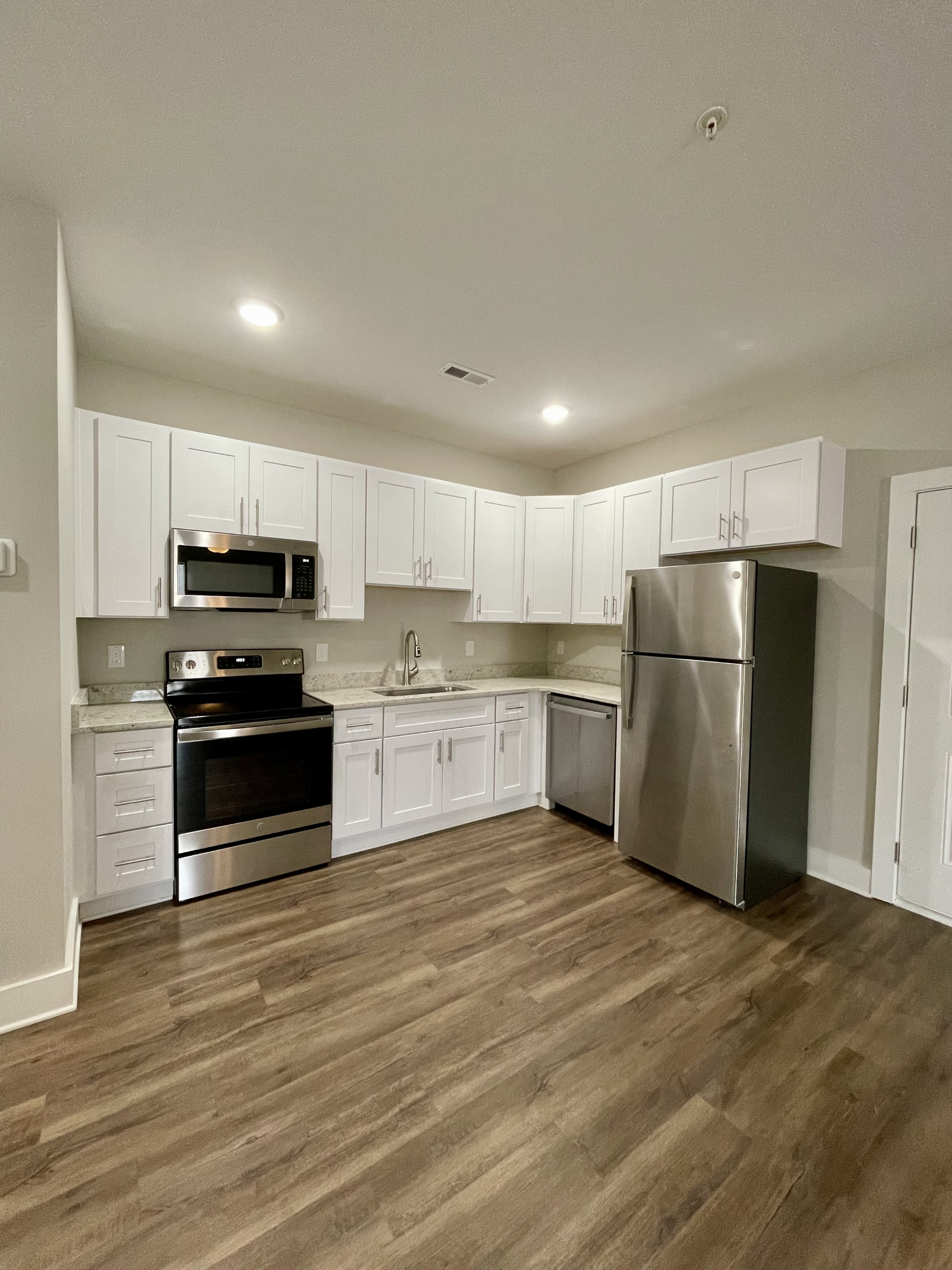 293 English Commons Drive - 105