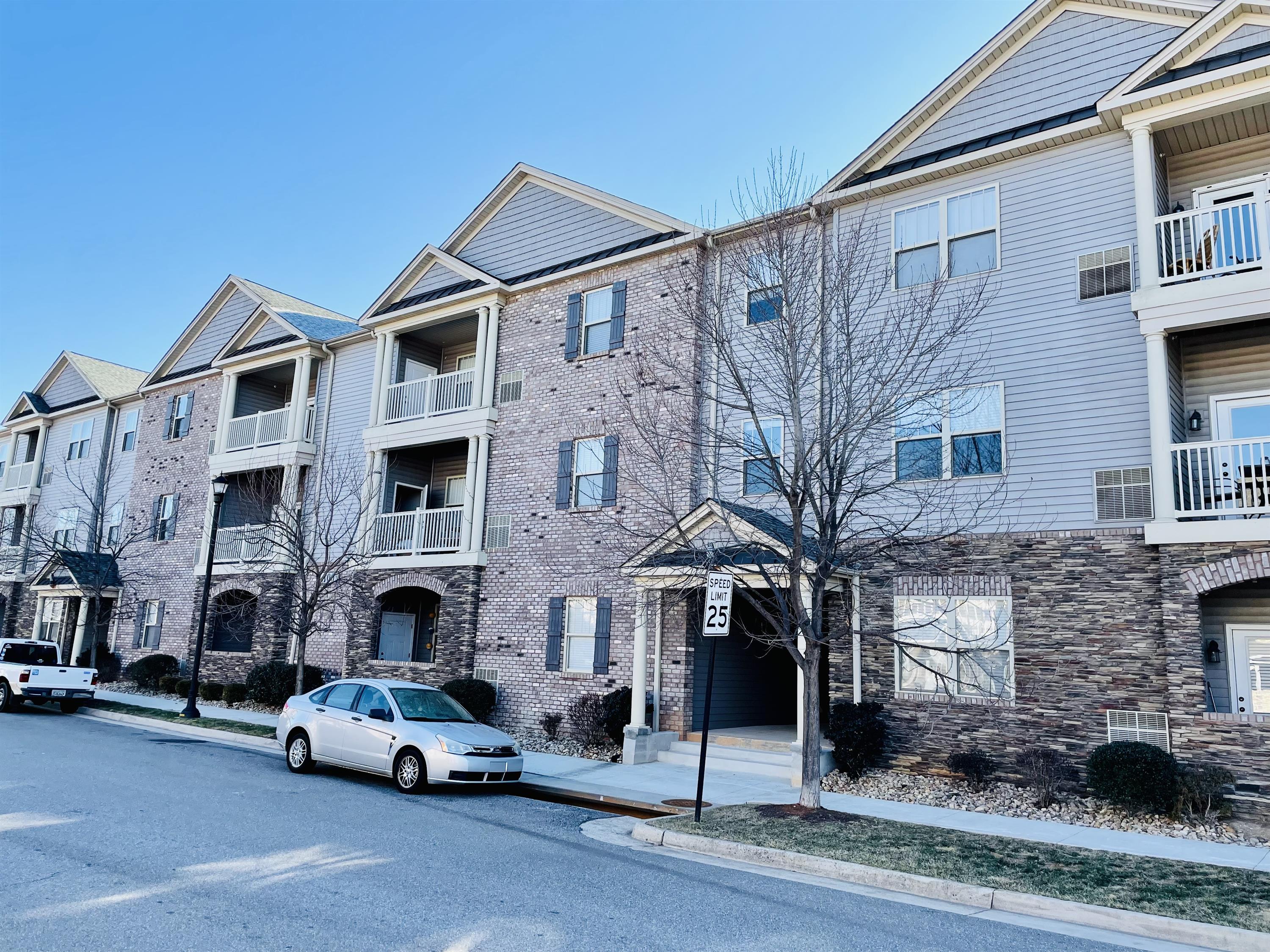 100 Portico Street - 203