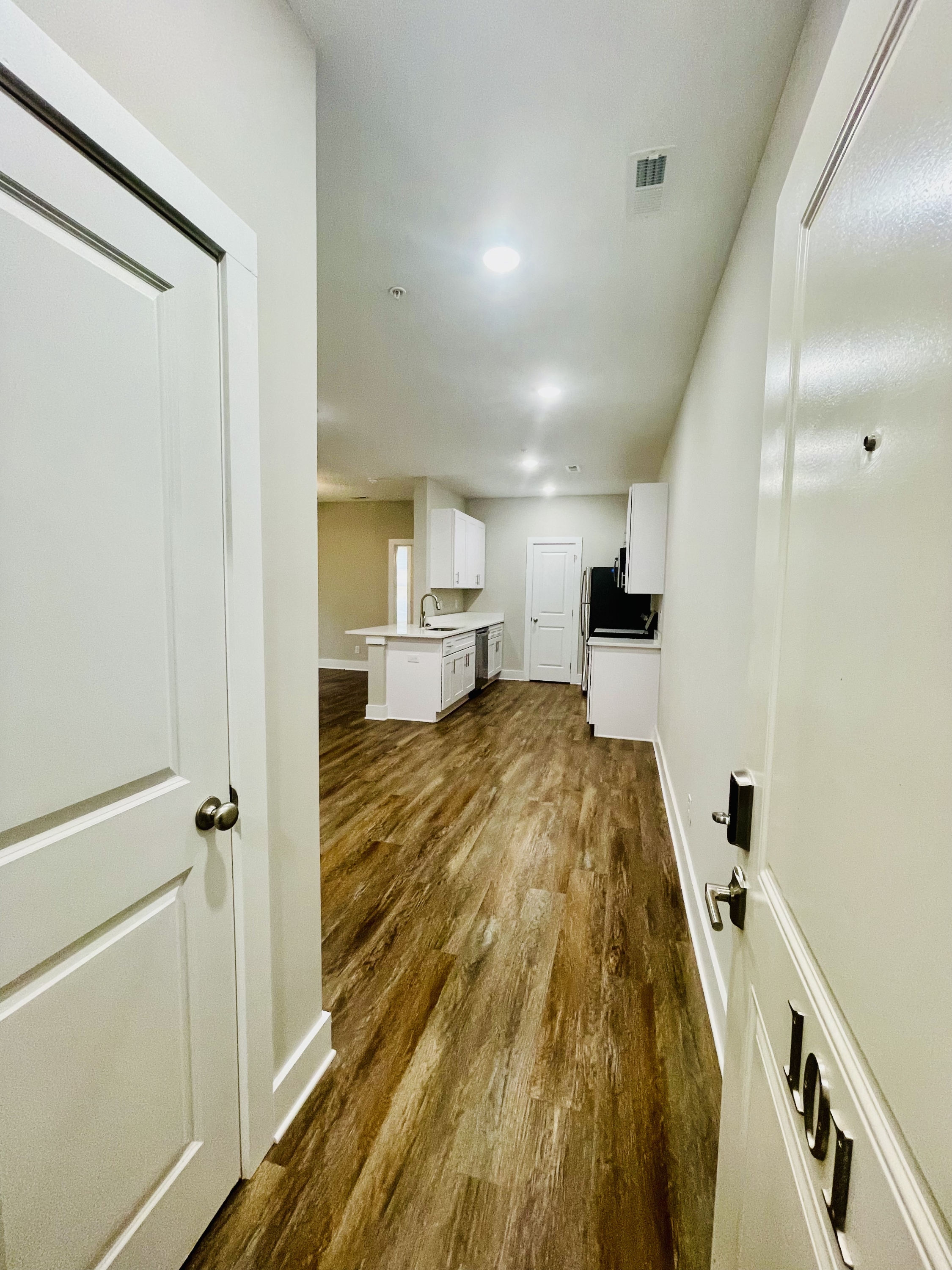 253 English Commons Drive - 101